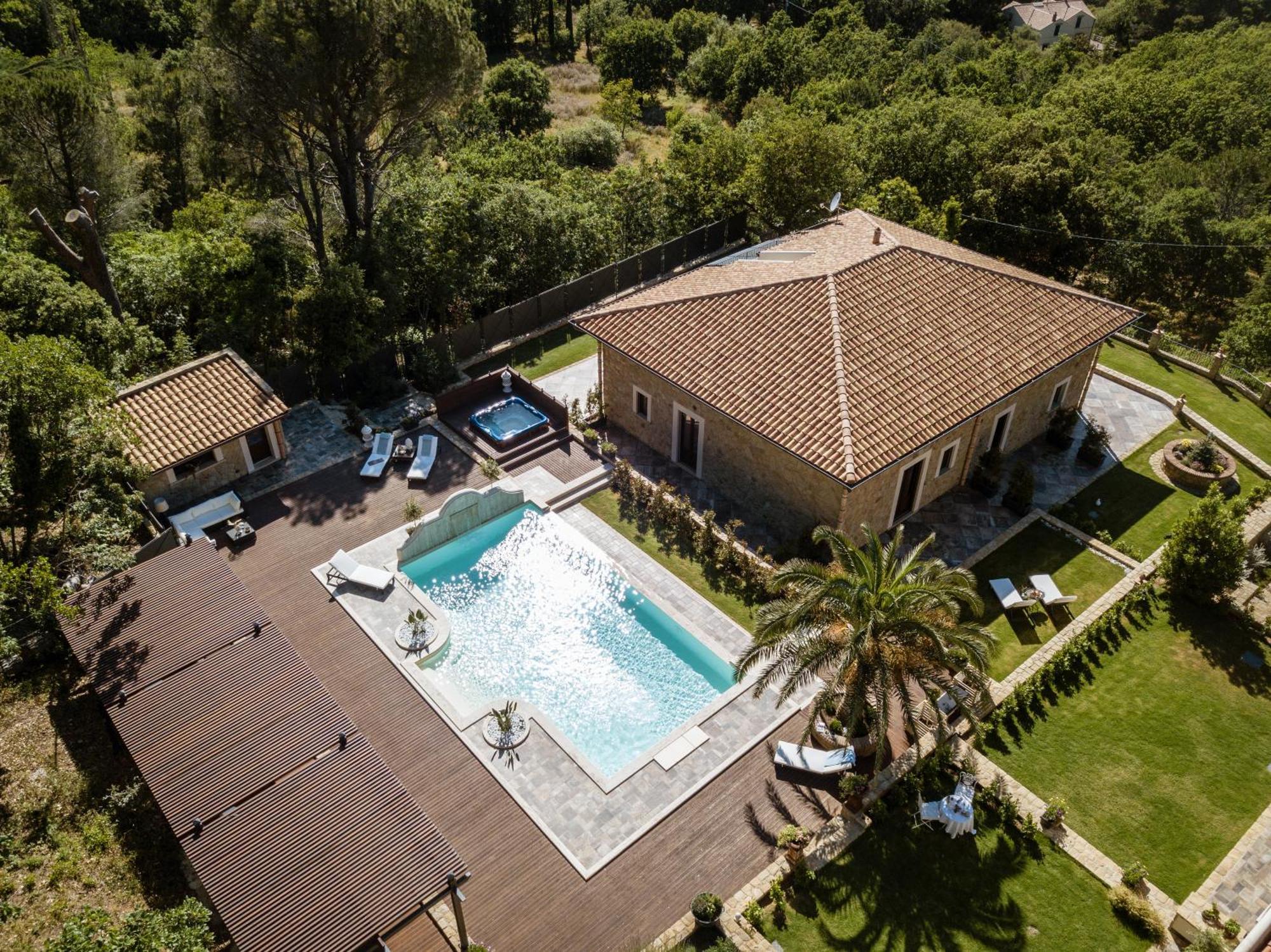Donna Carolina Luxury Rooms Cefalù Esterno foto